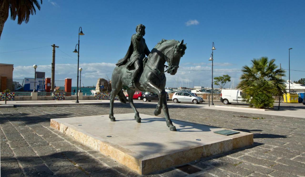Villarichi Manfredonia Exteriör bild